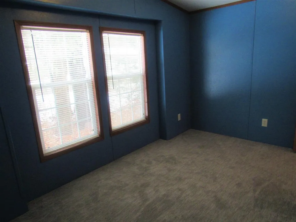 322 Oak Street Newport NH 03773