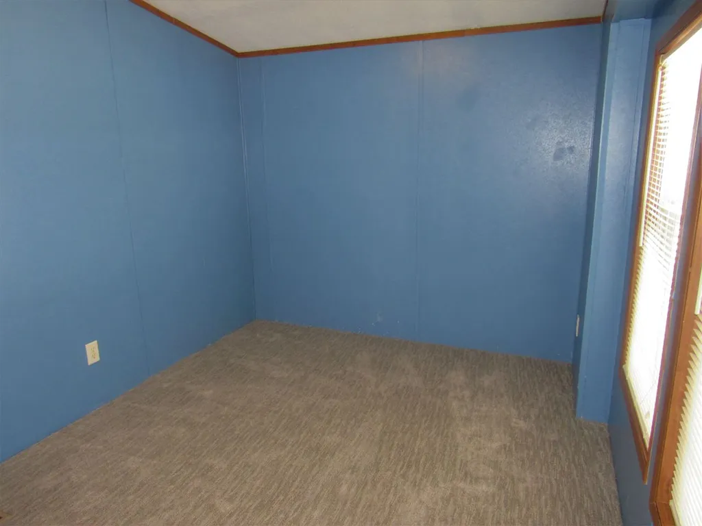 322 Oak Street Newport NH 03773