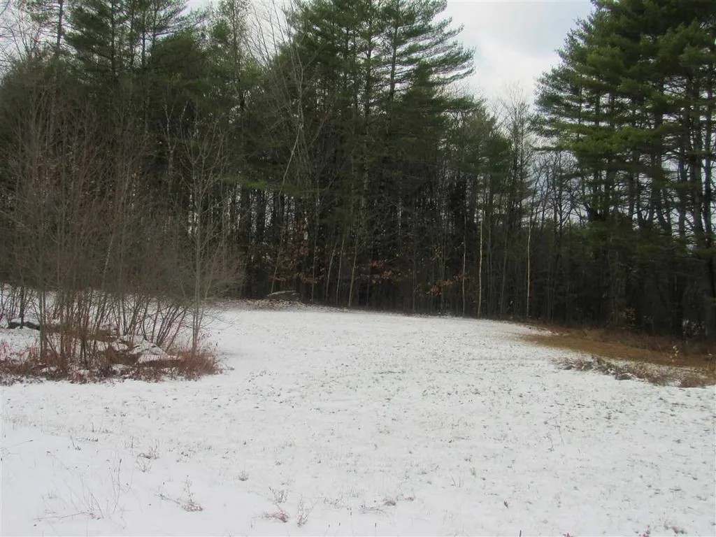322 Oak Street Newport NH 03773