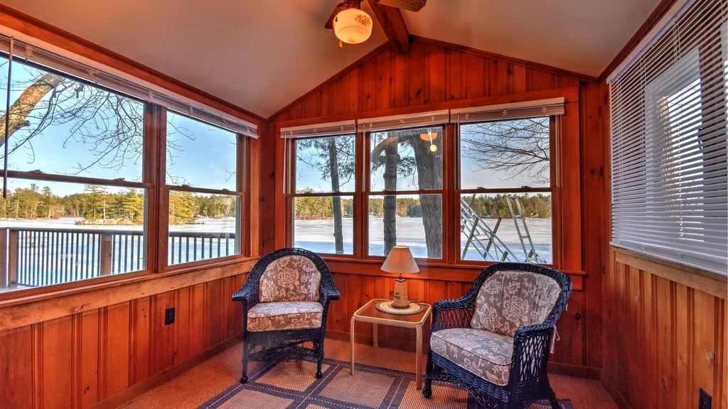 42 Dale Road Meredith NH 03253