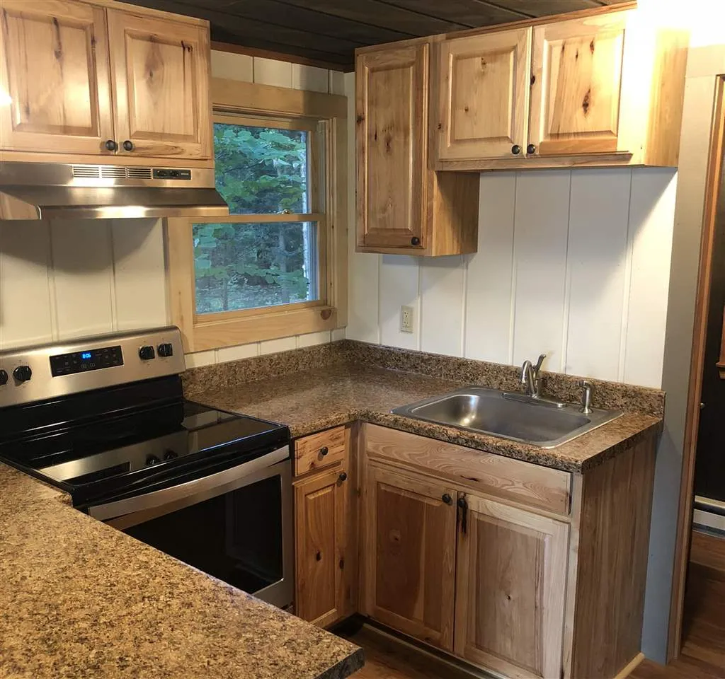 42 Dale Road Meredith NH 03253