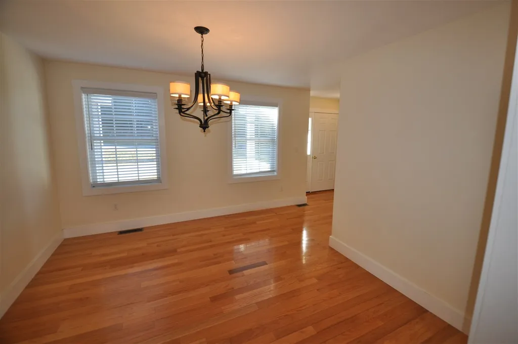 6 Rinny Lane Exeter NH 03833