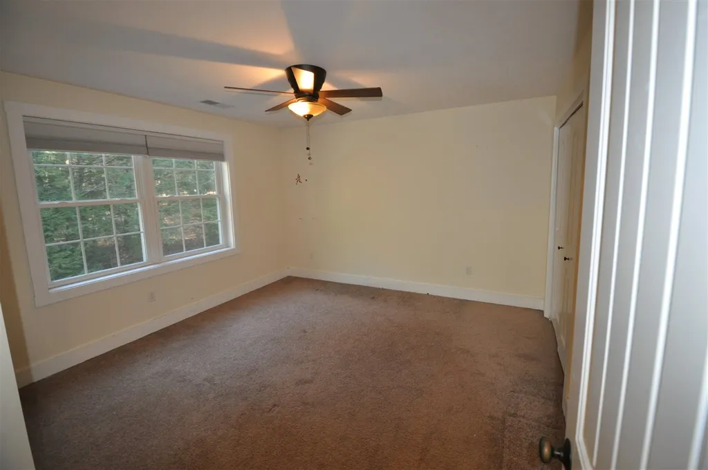 6 Rinny Lane Exeter NH 03833