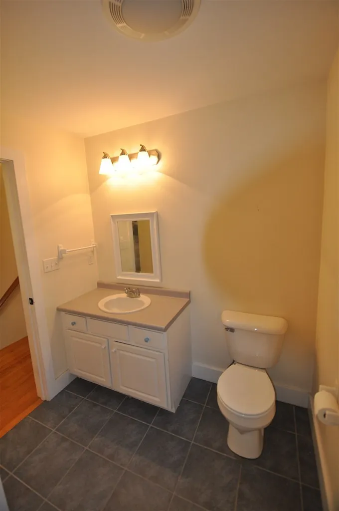 6 Rinny Lane Exeter NH 03833