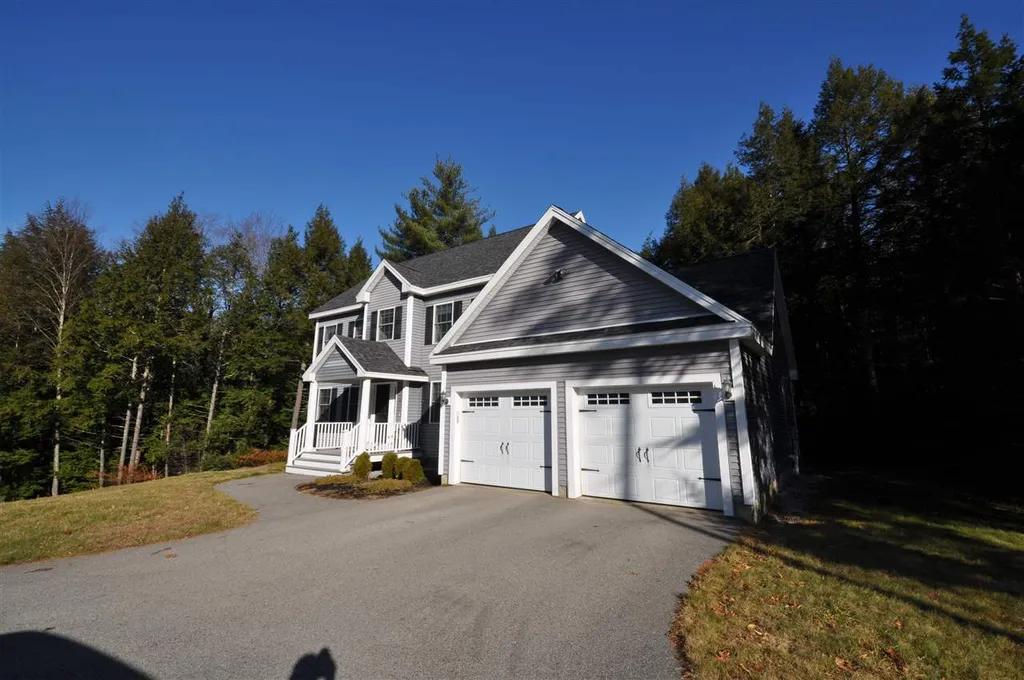6 Rinny Lane Exeter NH 03833