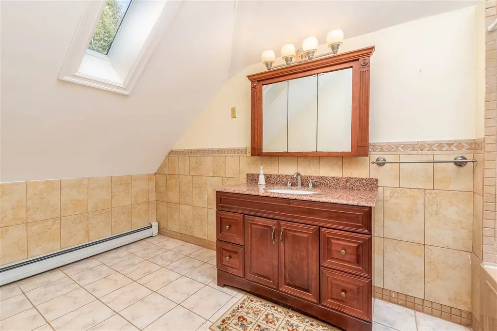 333 Grandview Road Conway NH 03818