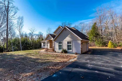 333 Grandview Road Conway NH 03818