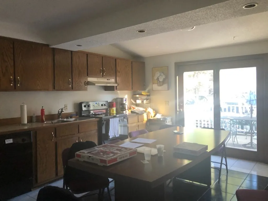 7 Dartmouth Street Hooksett NH 03106
