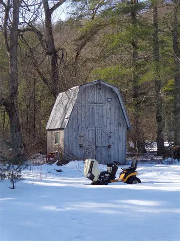 25 Powerhouse Road Chittenden VT 05737
