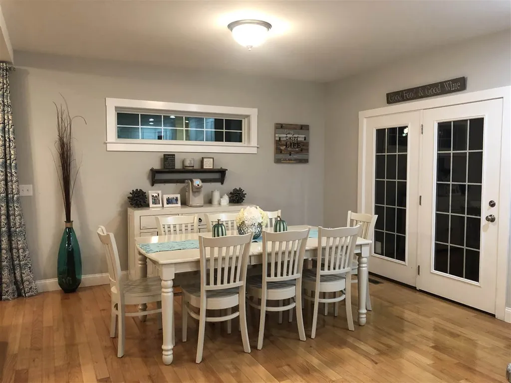 74 Village Place Drive Barrington NH 03825