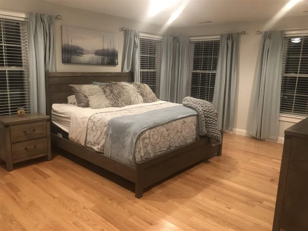 74 Village Place Drive Barrington NH 03825