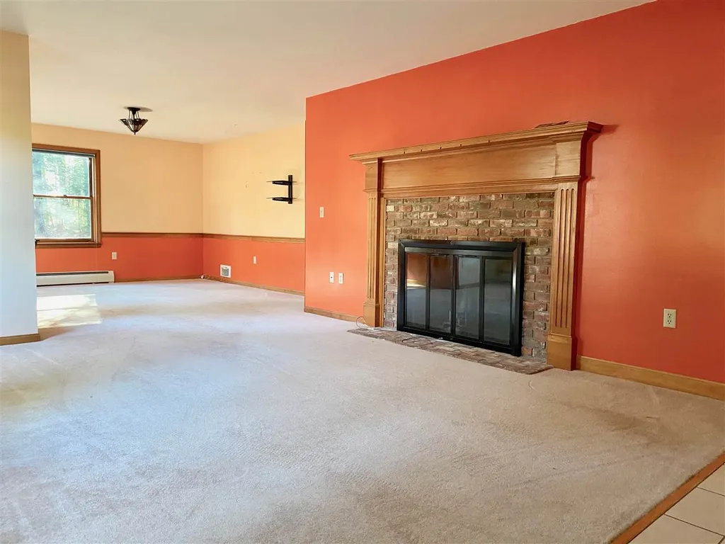 20 Penny Lane Laconia NH 03246