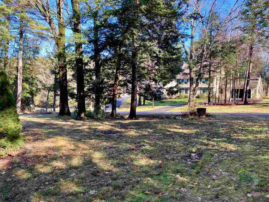 20 Penny Lane Laconia NH 03246