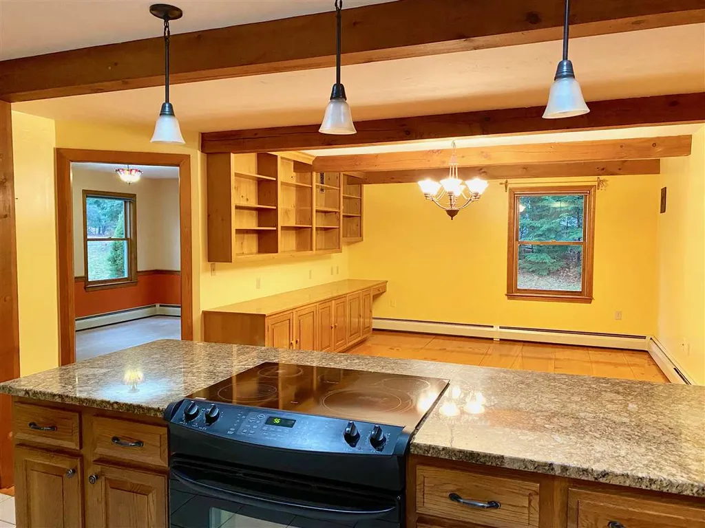 20 Penny Lane Laconia NH 03246