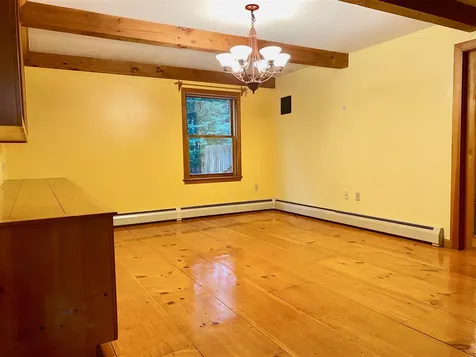 20 Penny Lane Laconia NH 03246