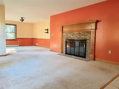 20 Penny Lane Laconia NH 03246