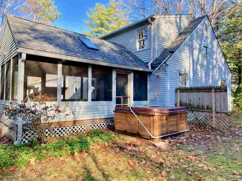 20 Penny Lane Laconia NH 03246