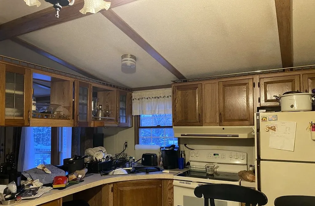 15 Popple Way Newport NH 03773