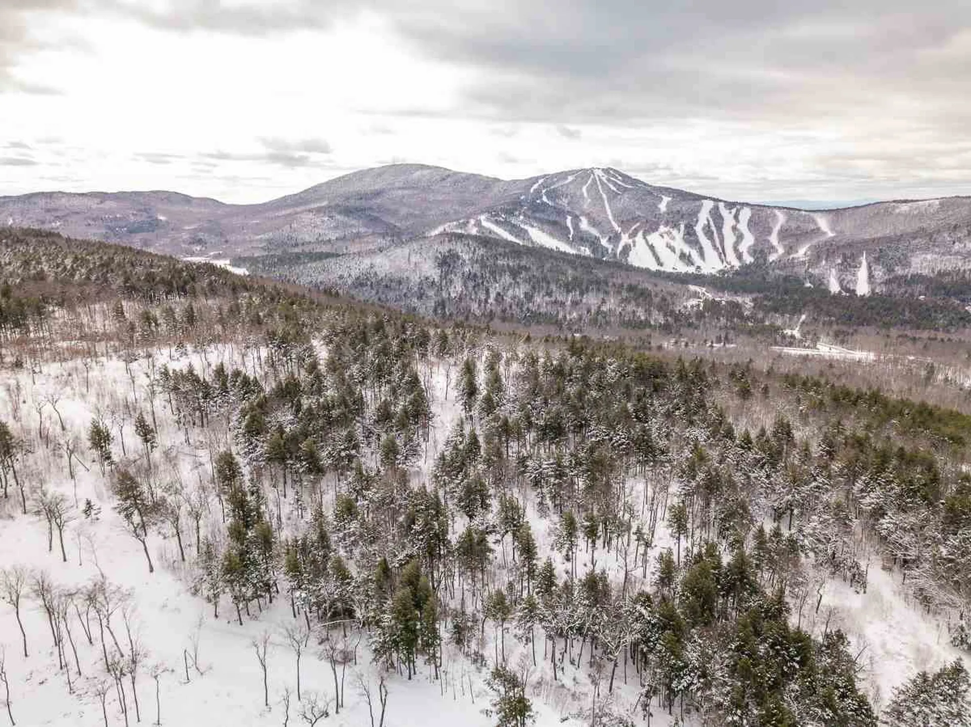 874 Cherry Valley Road & Trailview Drive Gilford NH 03249