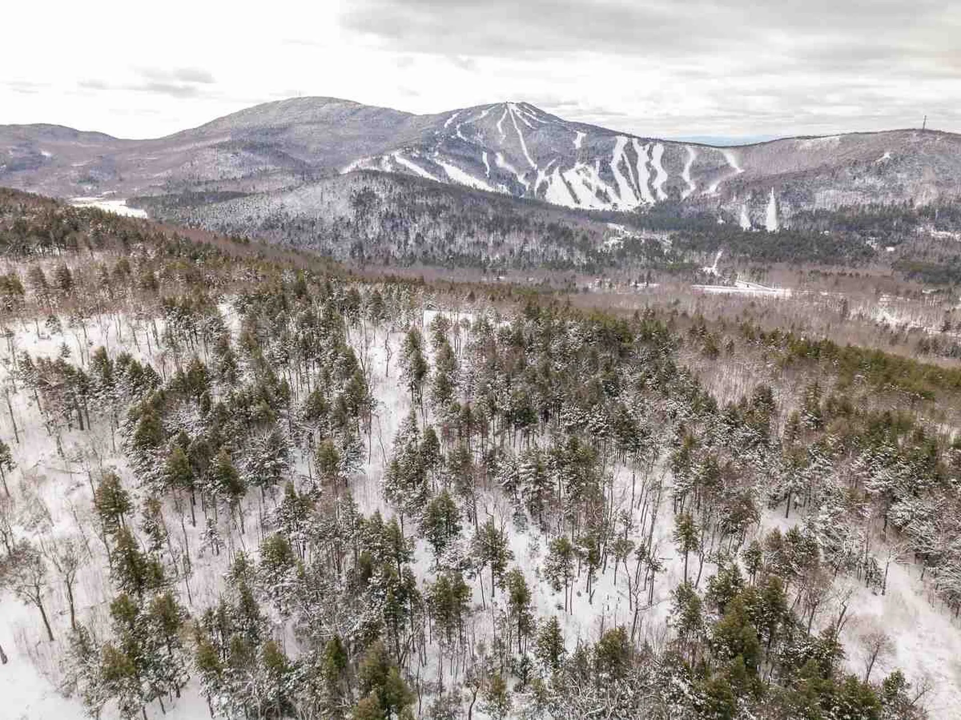 874 Cherry Valley Road & Trailview Drive Gilford NH 03249