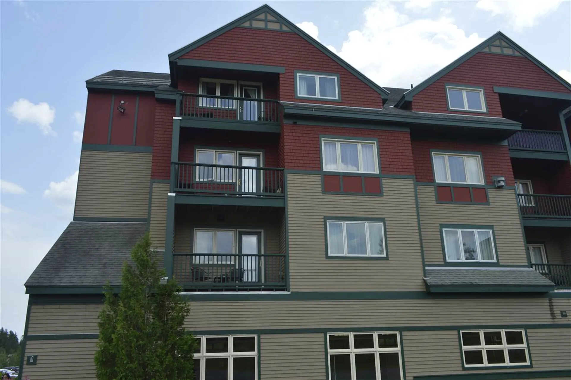 89 Grand Summit Way Dover VT 05356