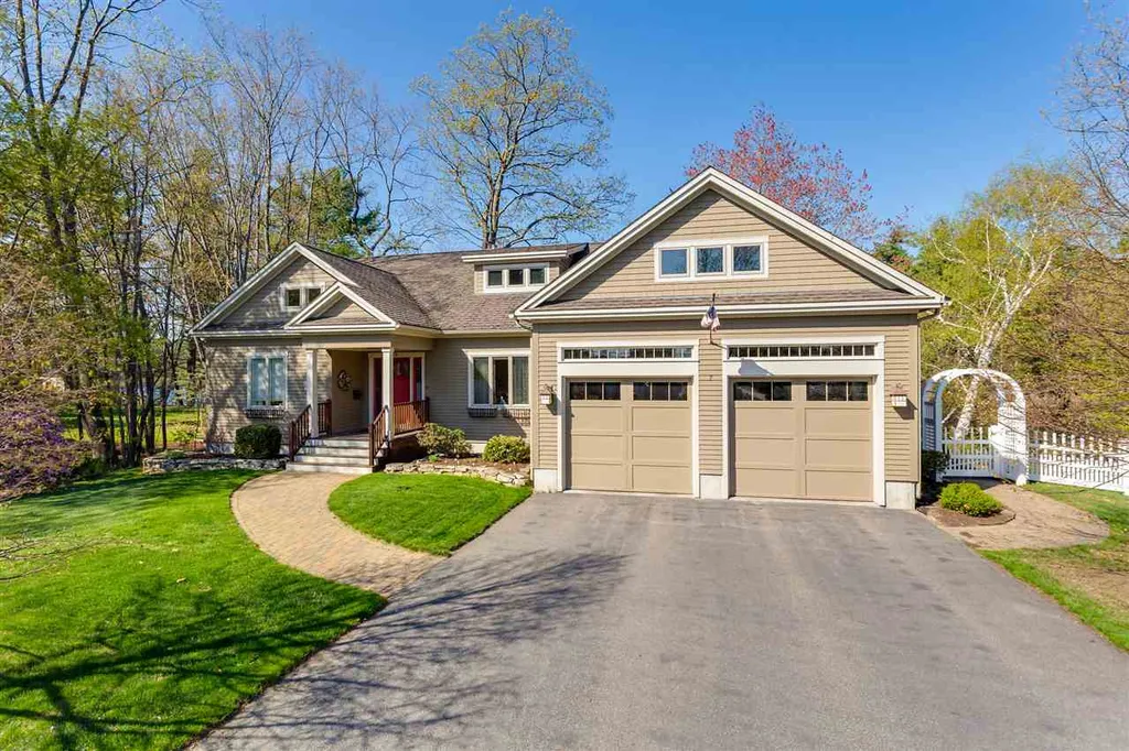7 Riverside Drive Rochester NH 03867
