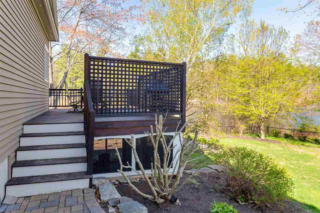 7 Riverside Drive Rochester NH 03867