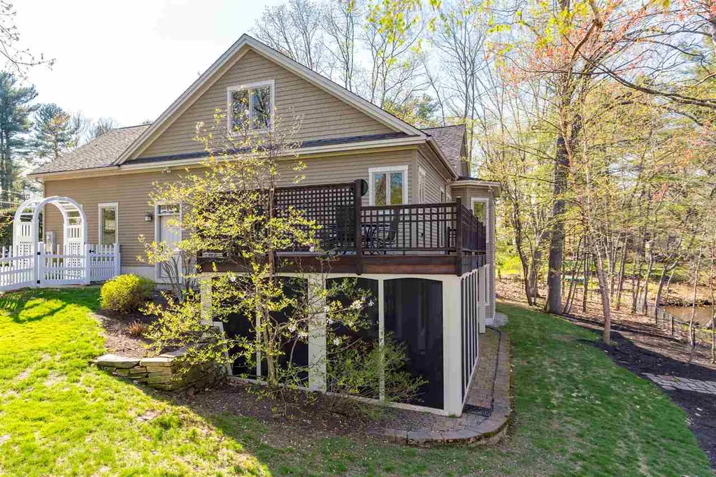 7 Riverside Drive Rochester NH 03867
