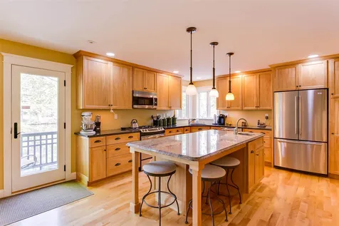 7 Riverside Drive Rochester NH 03867