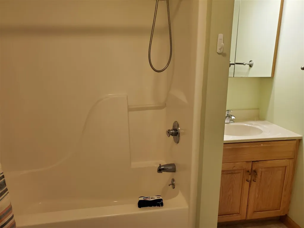 166 Kingsbury Circle Derby VT 05829
