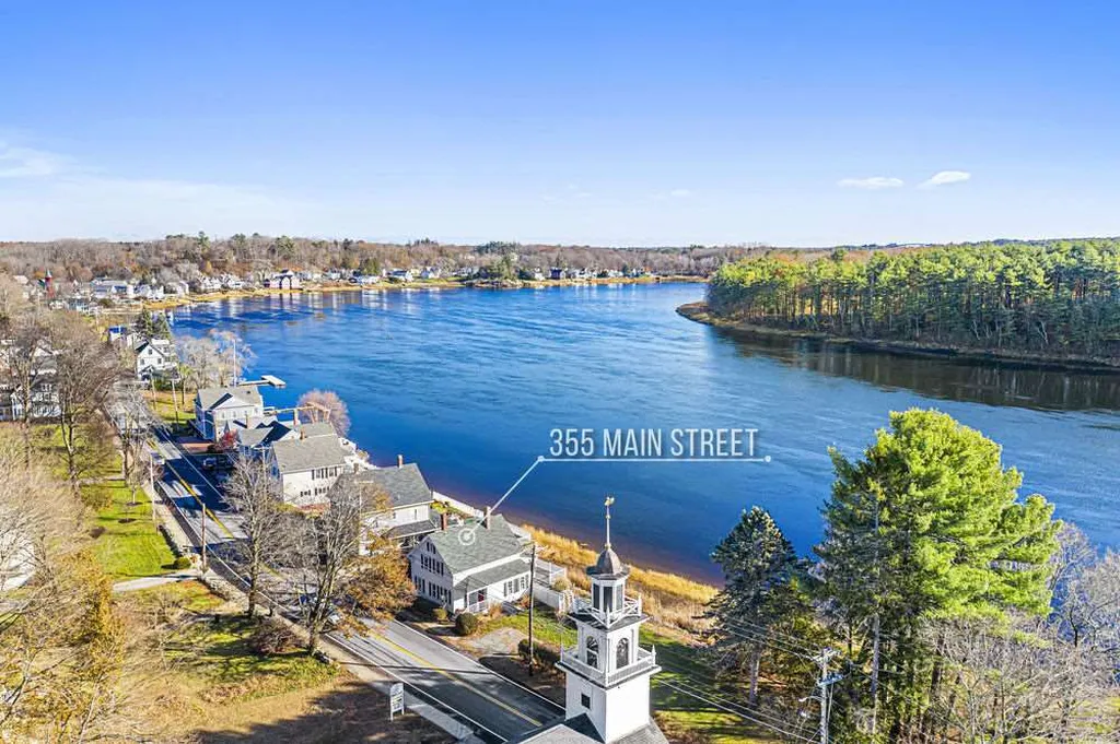 355 Main Street Amesbury MA 01913