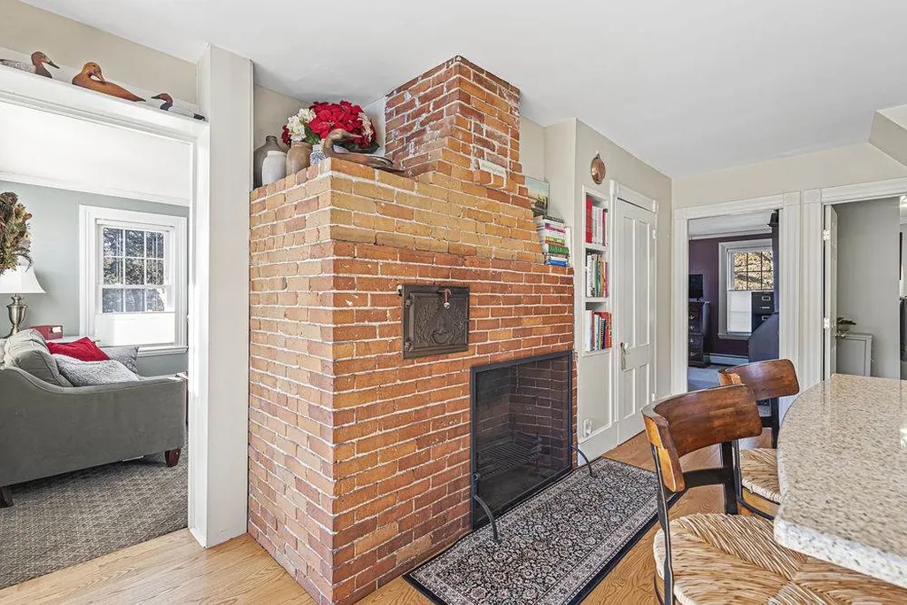 355 Main Street Amesbury MA 01913