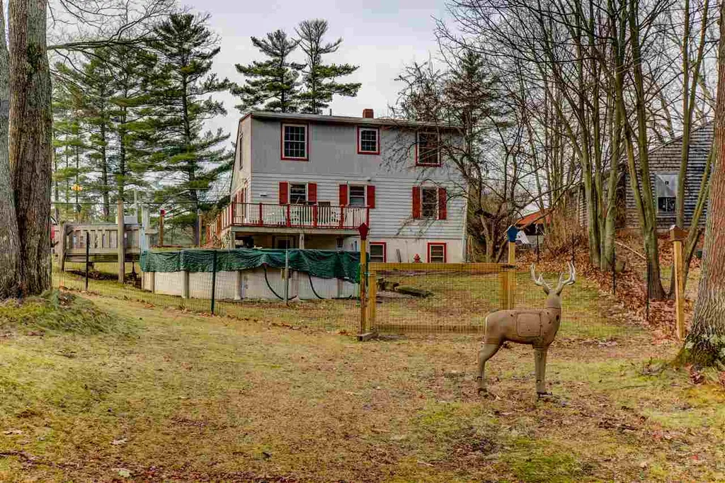 52 Old Dover Road Rochester NH 03867-3444