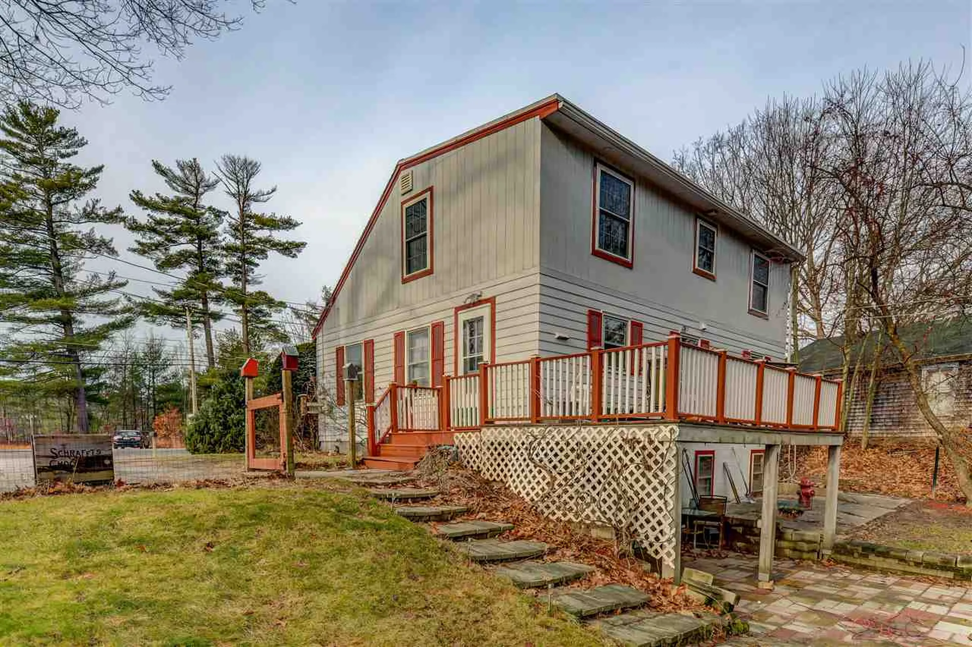 52 Old Dover Road Rochester NH 03867-3444