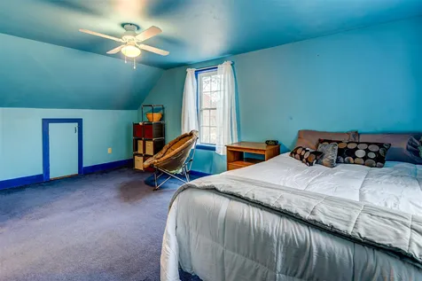52 Old Dover Road Rochester NH 03867-3444