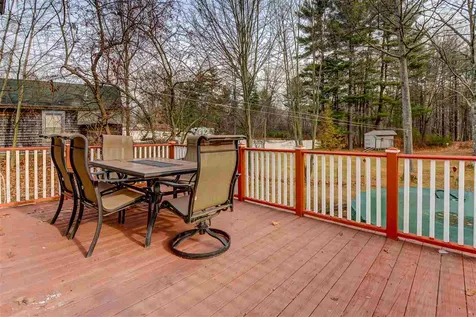52 Old Dover Road Rochester NH 03867-3444