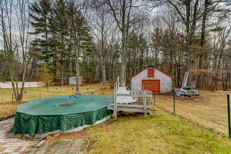 52 Old Dover Road Rochester NH 03867-3444