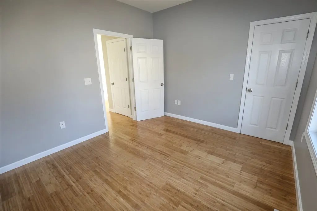 215 Packers Falls Road Durham NH 03824