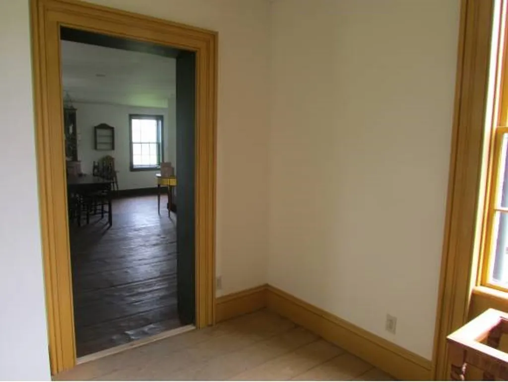 382 South Main Street Alburgh VT 05440