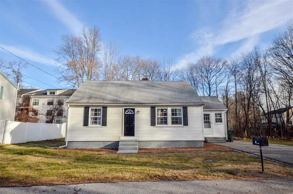 103 Elton Avenue Manchester NH 03109