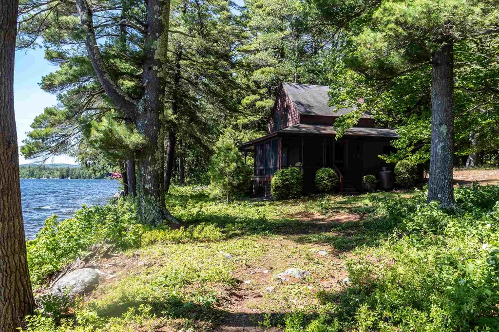 58 Camp Road Wolfeboro NH 03894