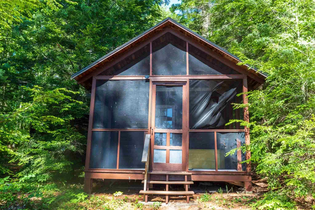 58 Camp Road Wolfeboro NH 03894