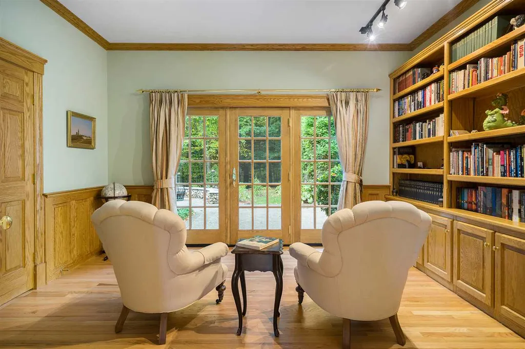 11 Baldwin Lane Hollis NH 03049