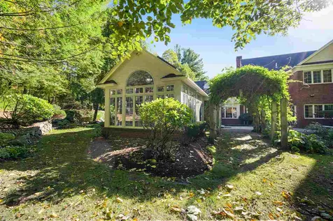 11 Baldwin Lane Hollis NH 03049