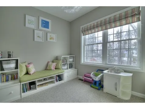 51 Grapevine Road Bedford NH 03110