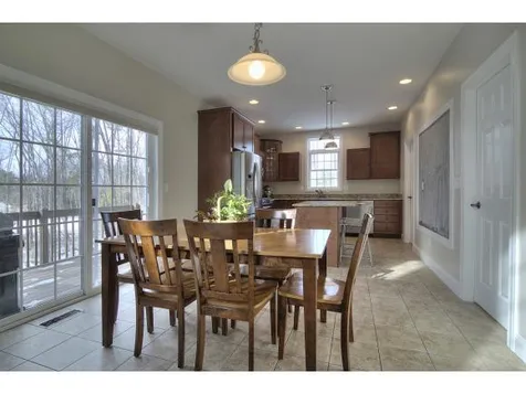 51 Grapevine Road Bedford NH 03110