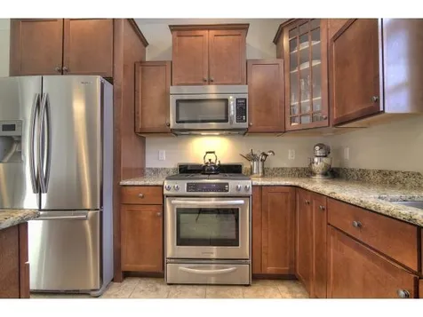 51 Grapevine Road Bedford NH 03110
