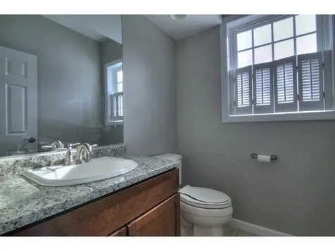 51 Grapevine Road Bedford NH 03110