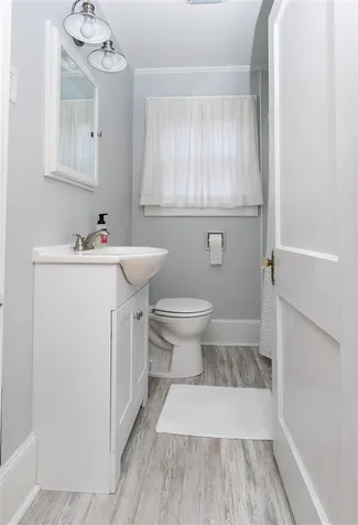 35 Simpson Court South Burlington VT 05403
