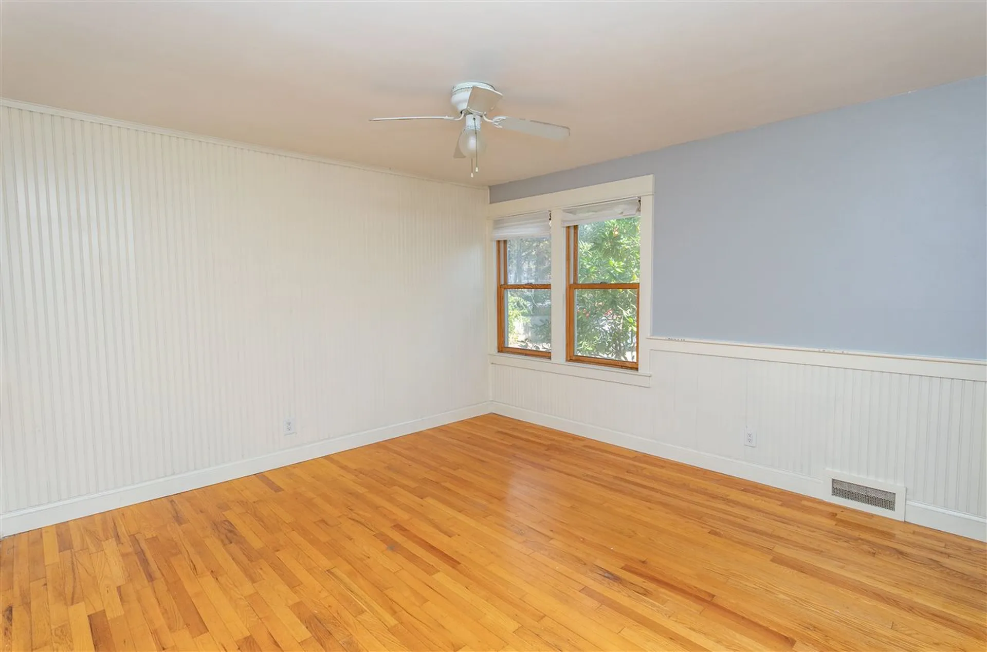 1676 Essex Road Williston VT 05495